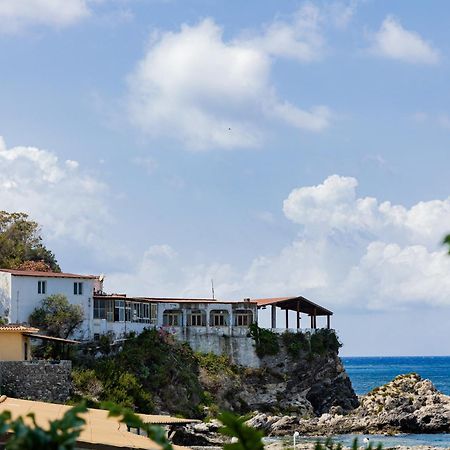 Riva Smeralda Camping Lodge Milazzo Exterior photo