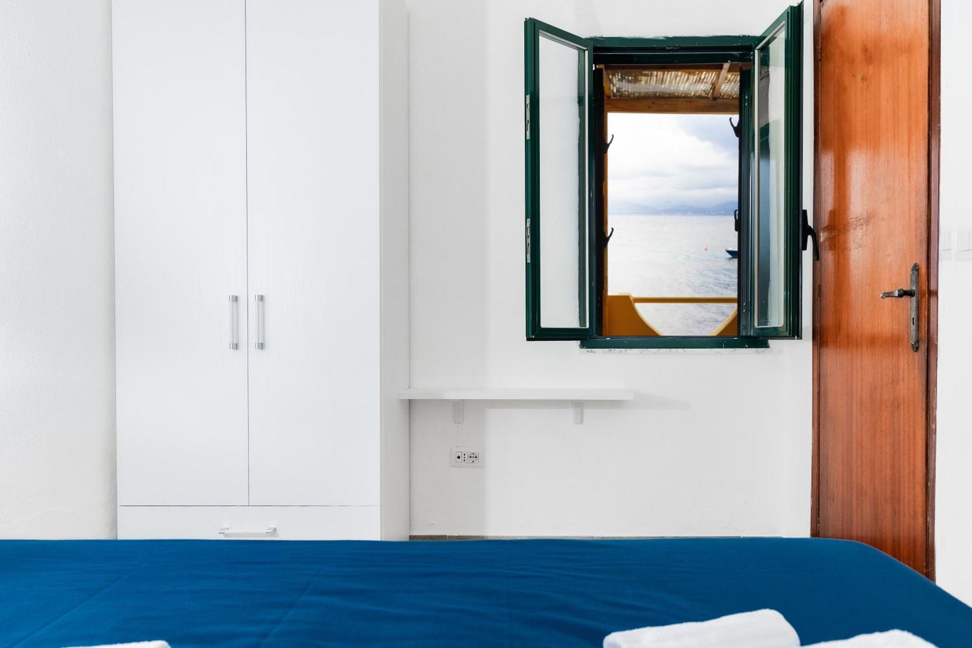 Riva Smeralda Camping Lodge Milazzo Exterior photo