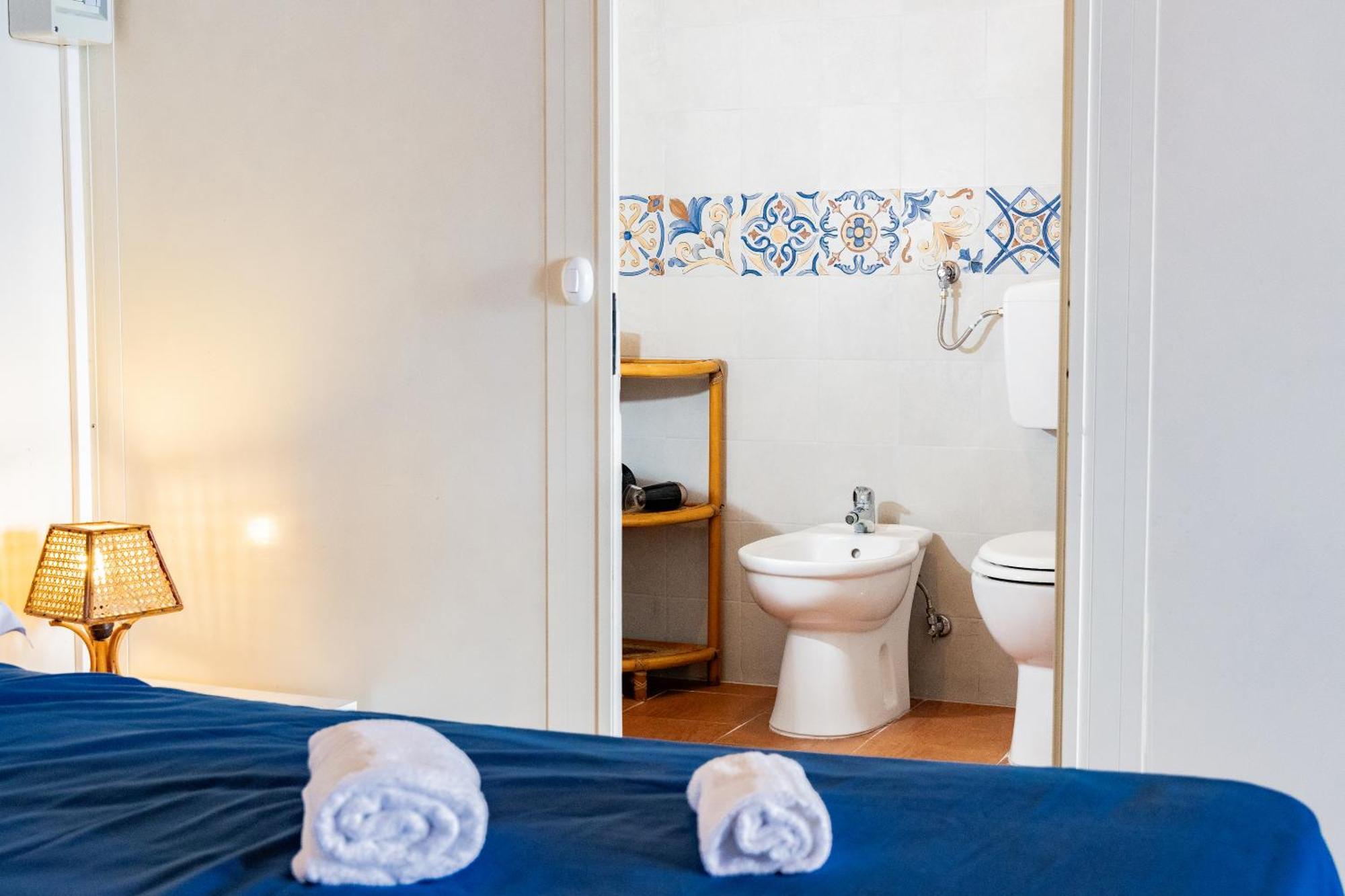 Riva Smeralda Camping Lodge Milazzo Exterior photo